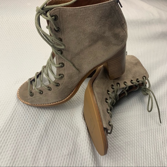 Jefferey Campbell lace up bootie - Picture 7 of 15